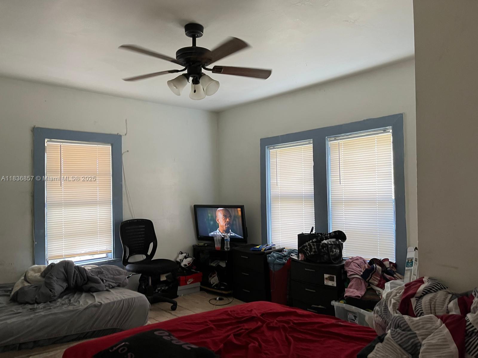 1012 18th St, West Palm Beach, Florida image 2