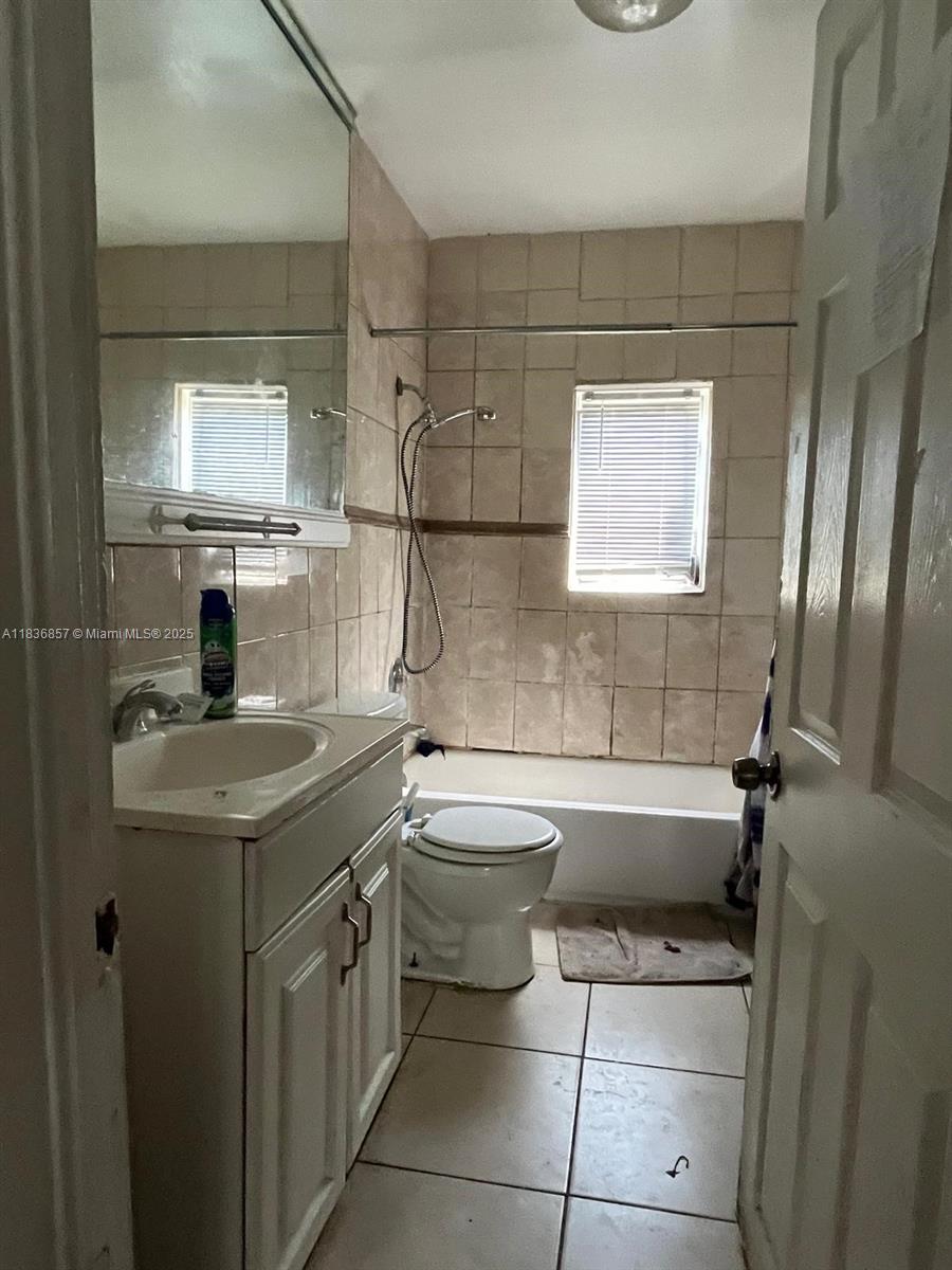 1012 18th St, West Palm Beach, Florida image 5