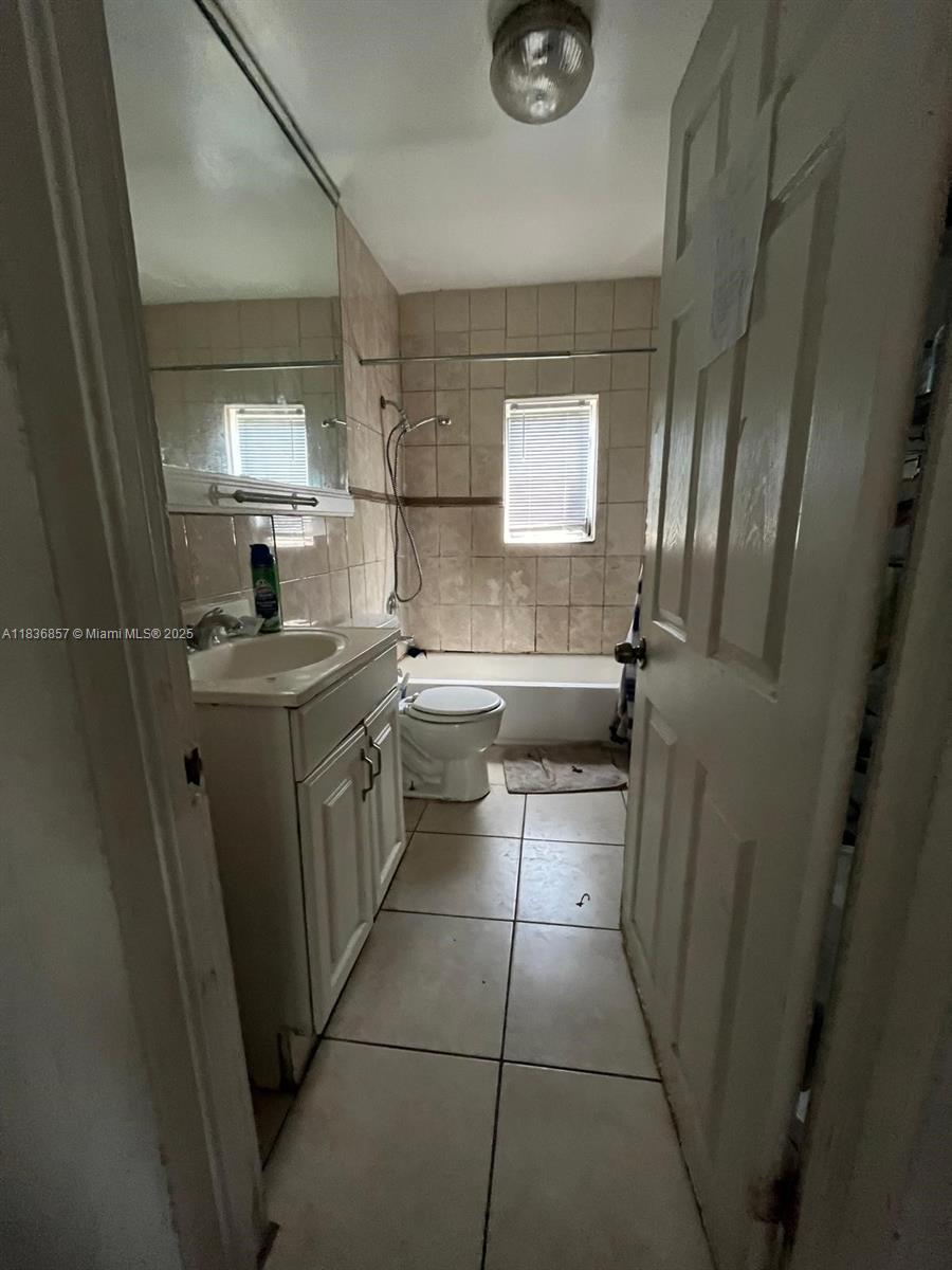 1012 18th St, West Palm Beach, Florida image 6
