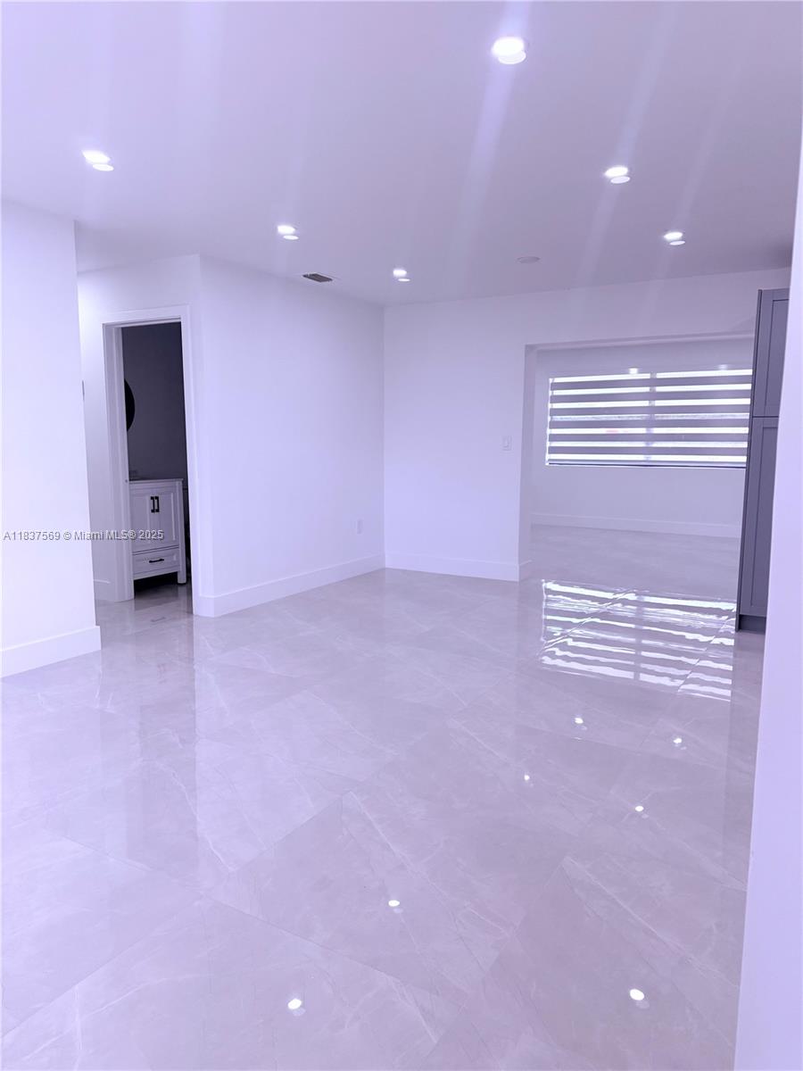 10380 SW 200th St, Cutler Bay, Florida image 10