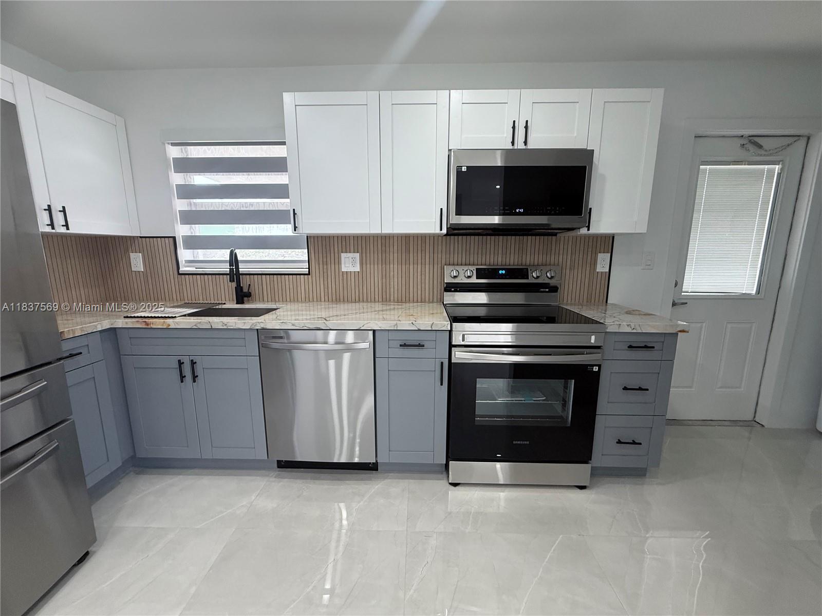 10380 SW 200th St, Cutler Bay, Florida image 28