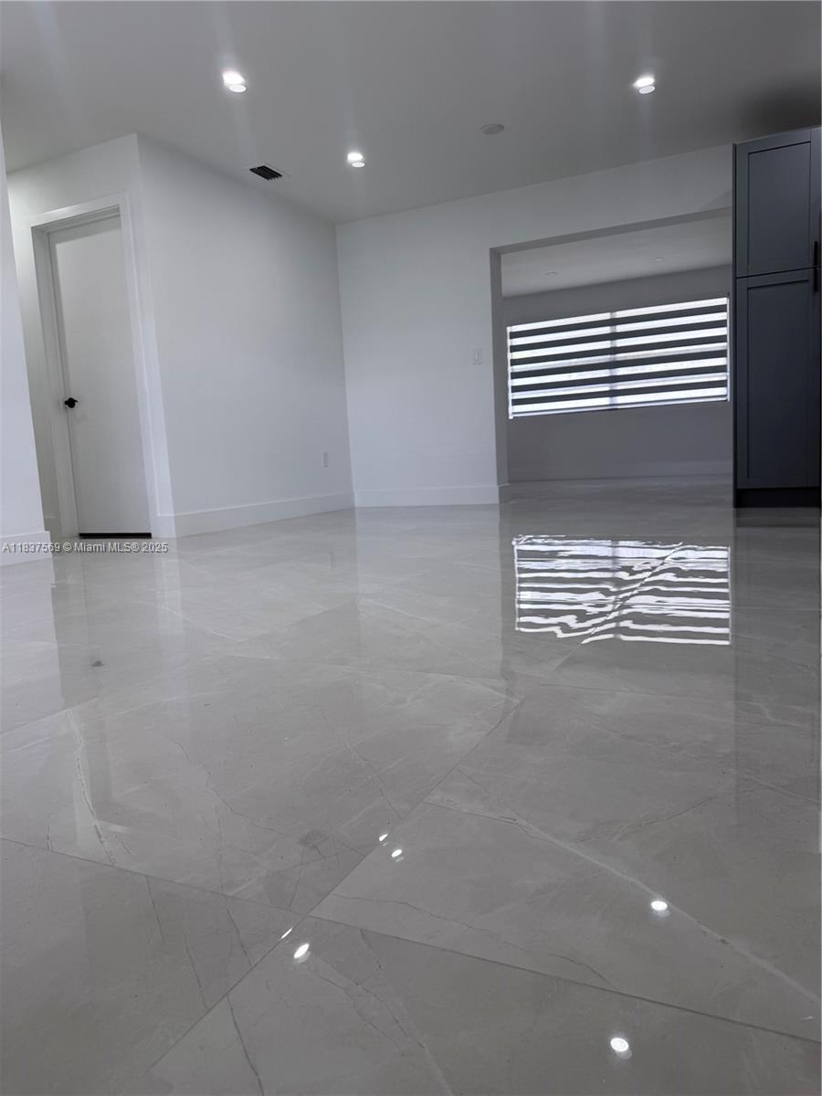 10380 SW 200th St, Cutler Bay, Florida image 7