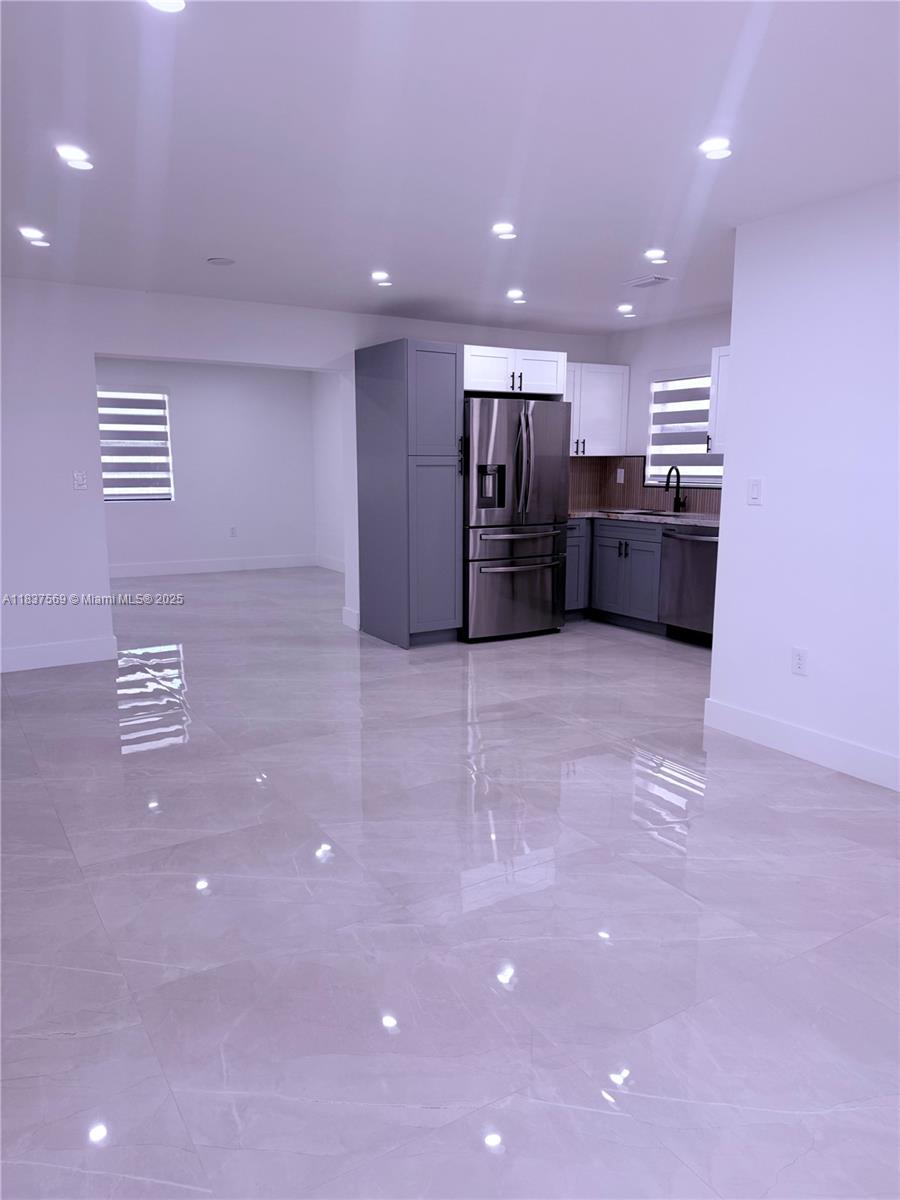 10380 SW 200th St, Cutler Bay, Florida image 9