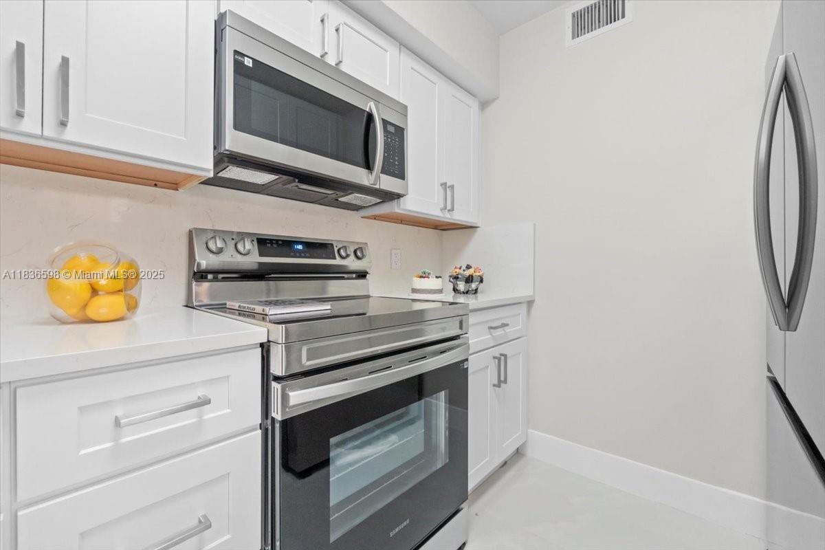 1849 S Ocean Dr #1407, Hallandale Beach, Florida image 15