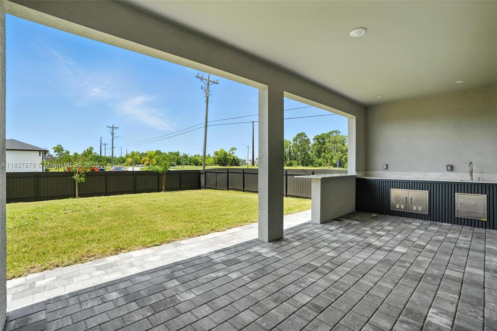 Residential, Cape Coral, Florida image 24