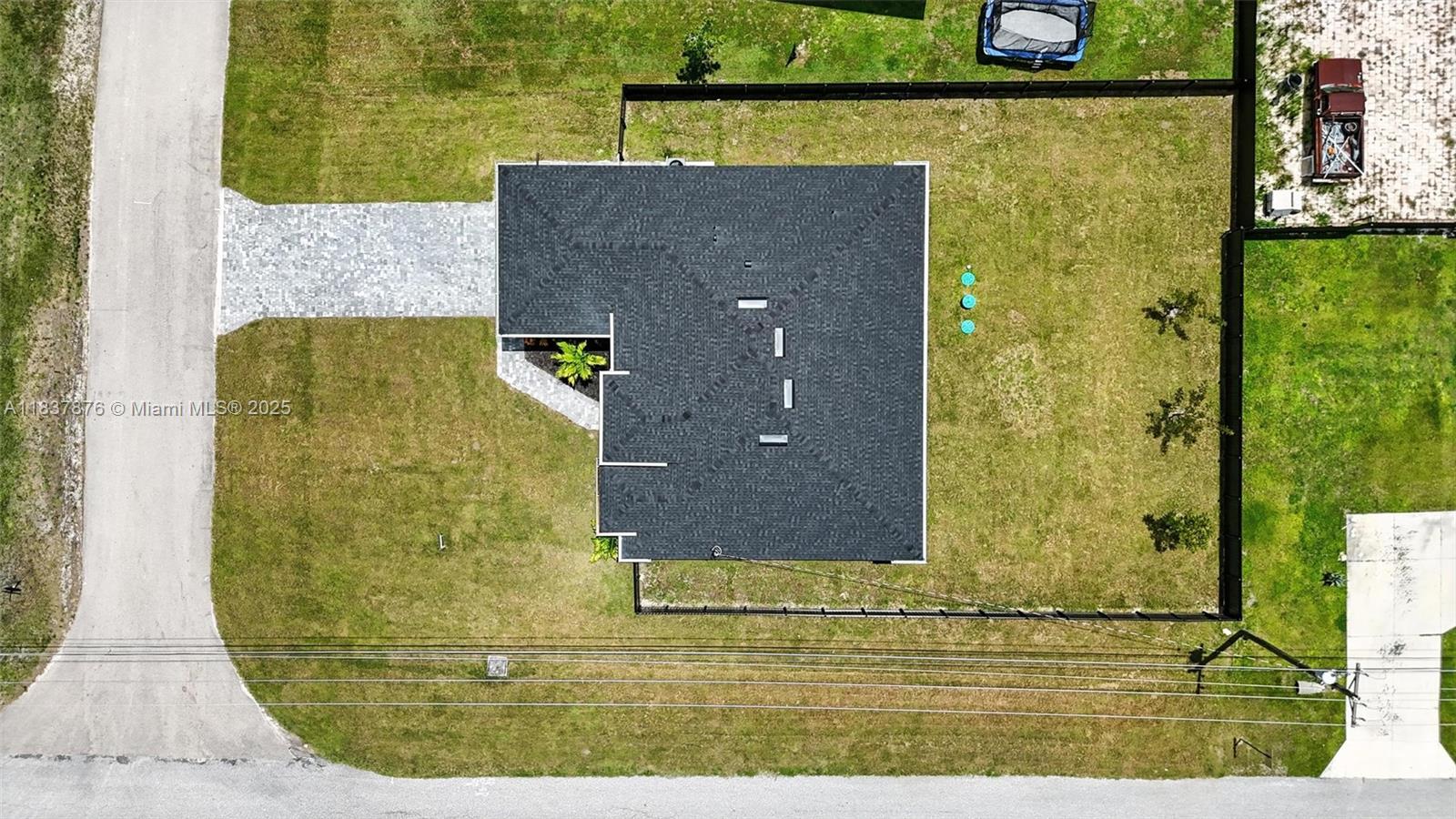 Residential, Cape Coral, Florida image 30