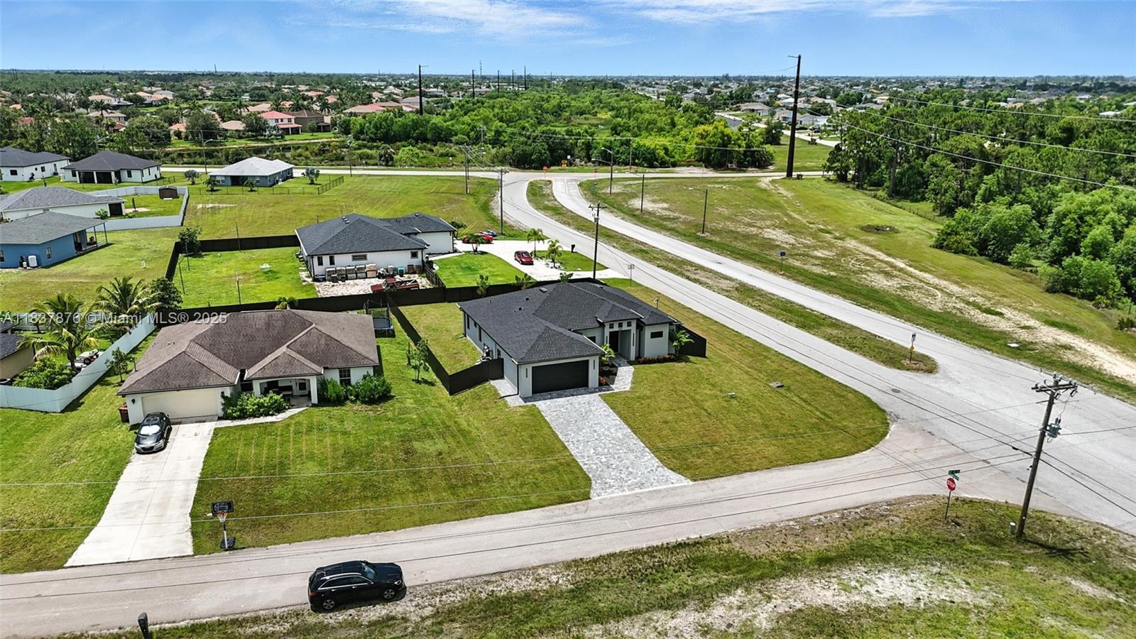 Residential, Cape Coral, Florida image 35