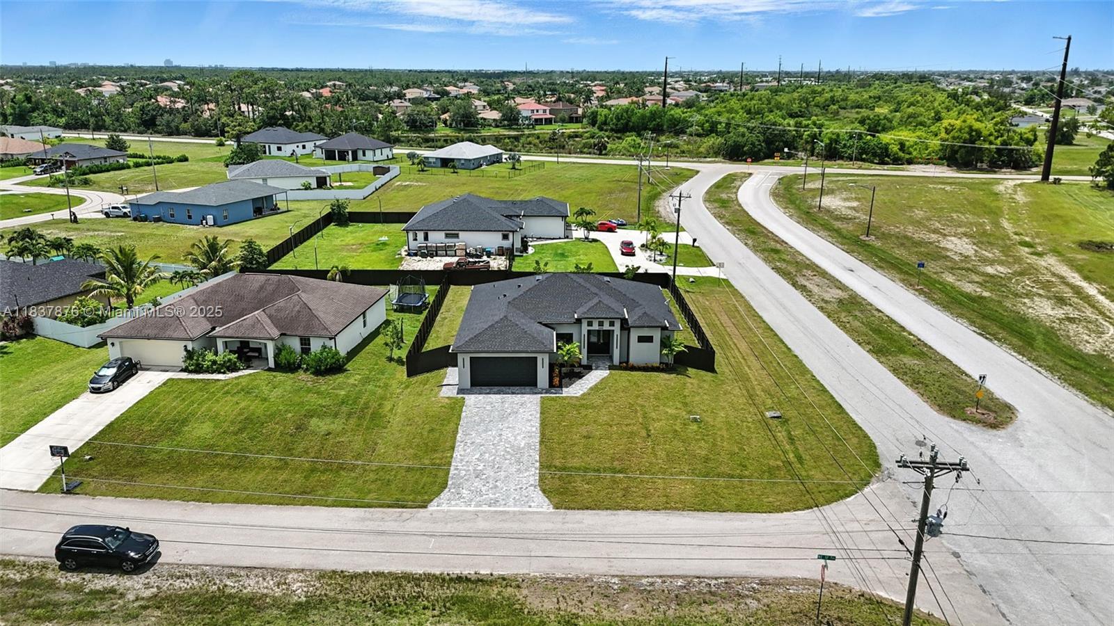 Residential, Cape Coral, Florida image 36