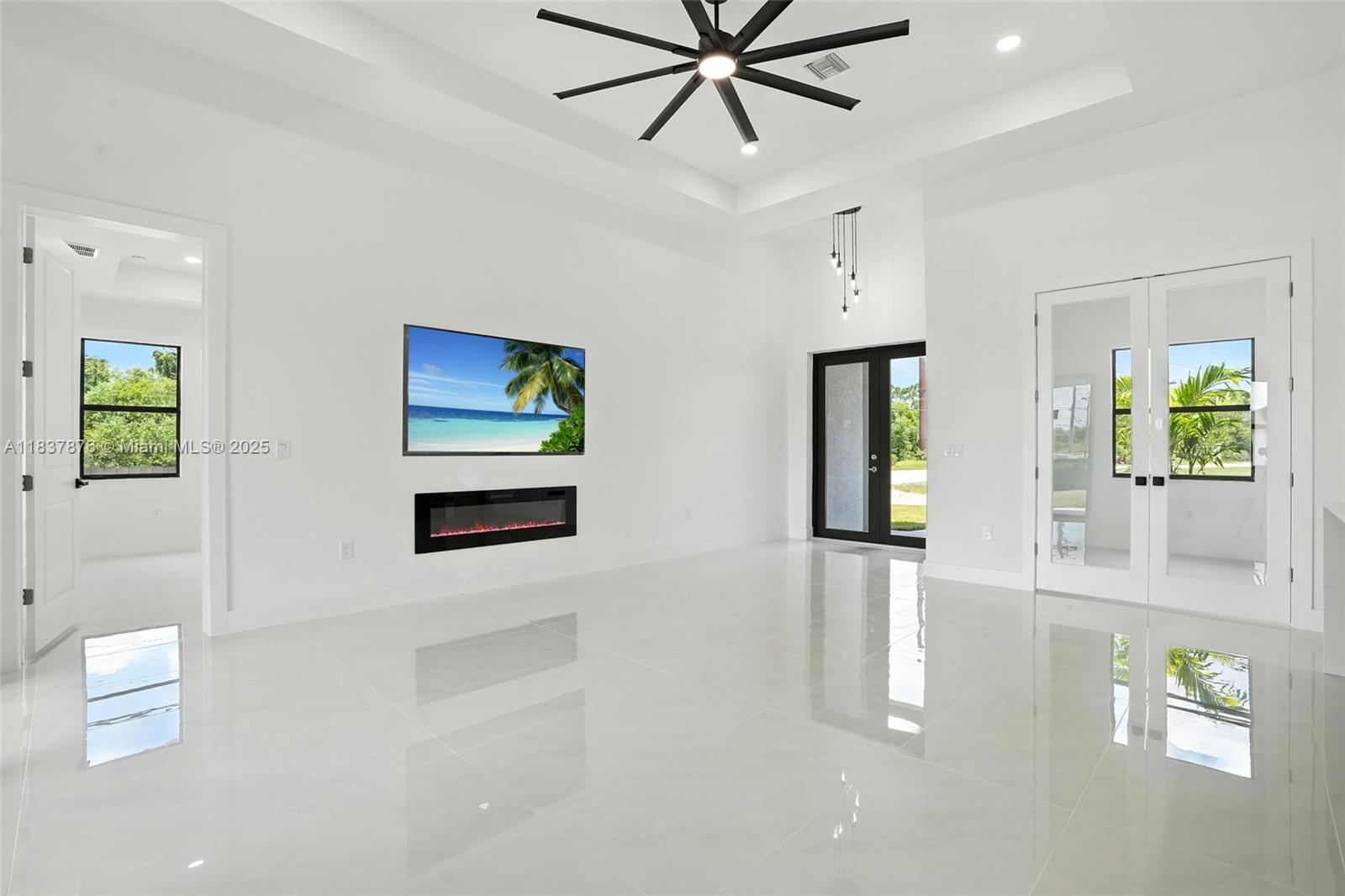 Residential, Cape Coral, Florida image 4