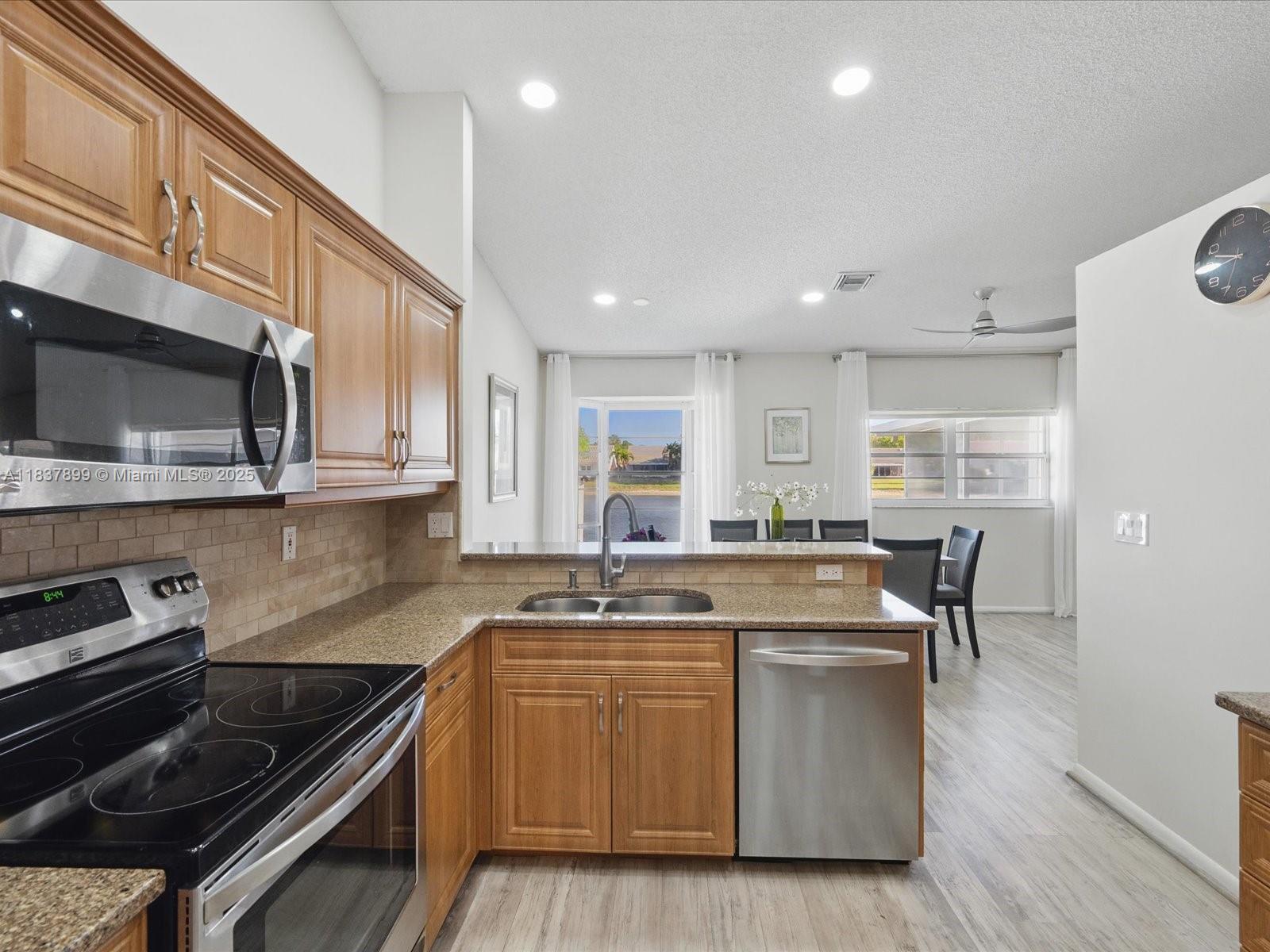 4024 Summer Chase Ct, Lake Worth, Florida image 14