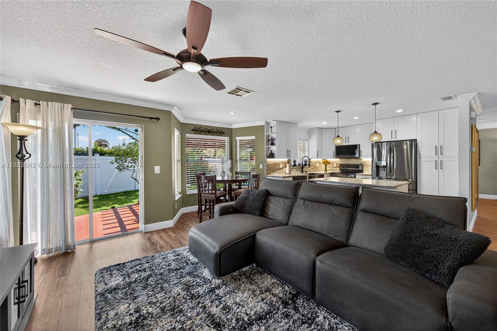 18205 NW 21st St, Pembroke Pines, Florida image 19