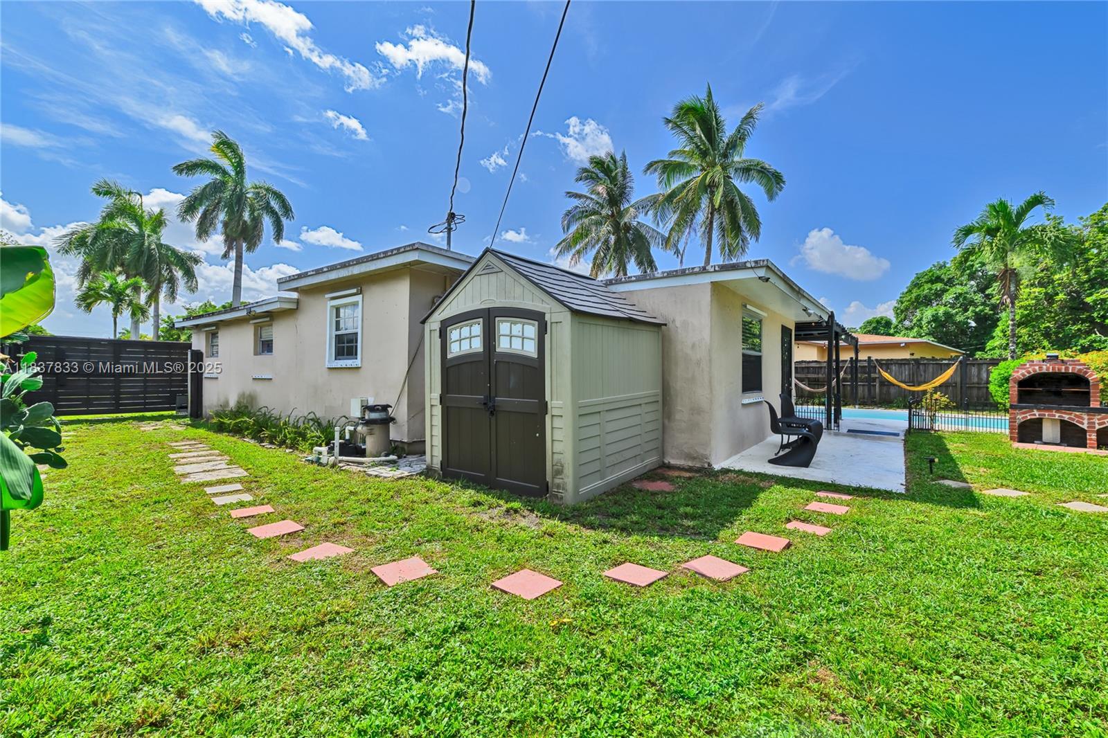 6294 NW 17th St, Margate, Florida image 24