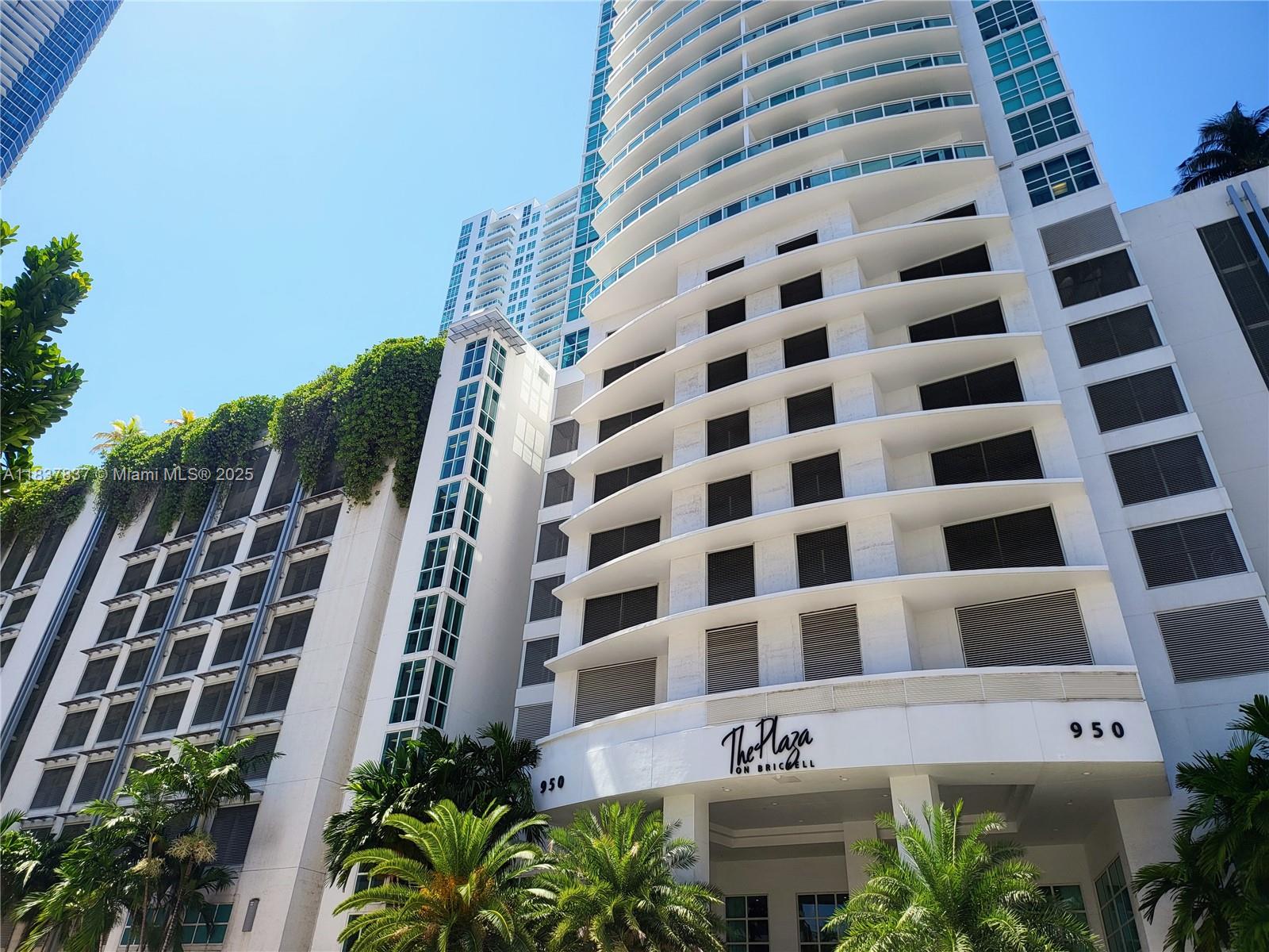 Condo for Rent in Miami, FL