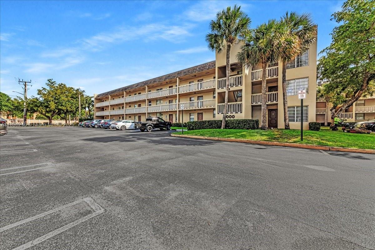 6000 NW 64th Ave #303, Tamarac, Florida image 31