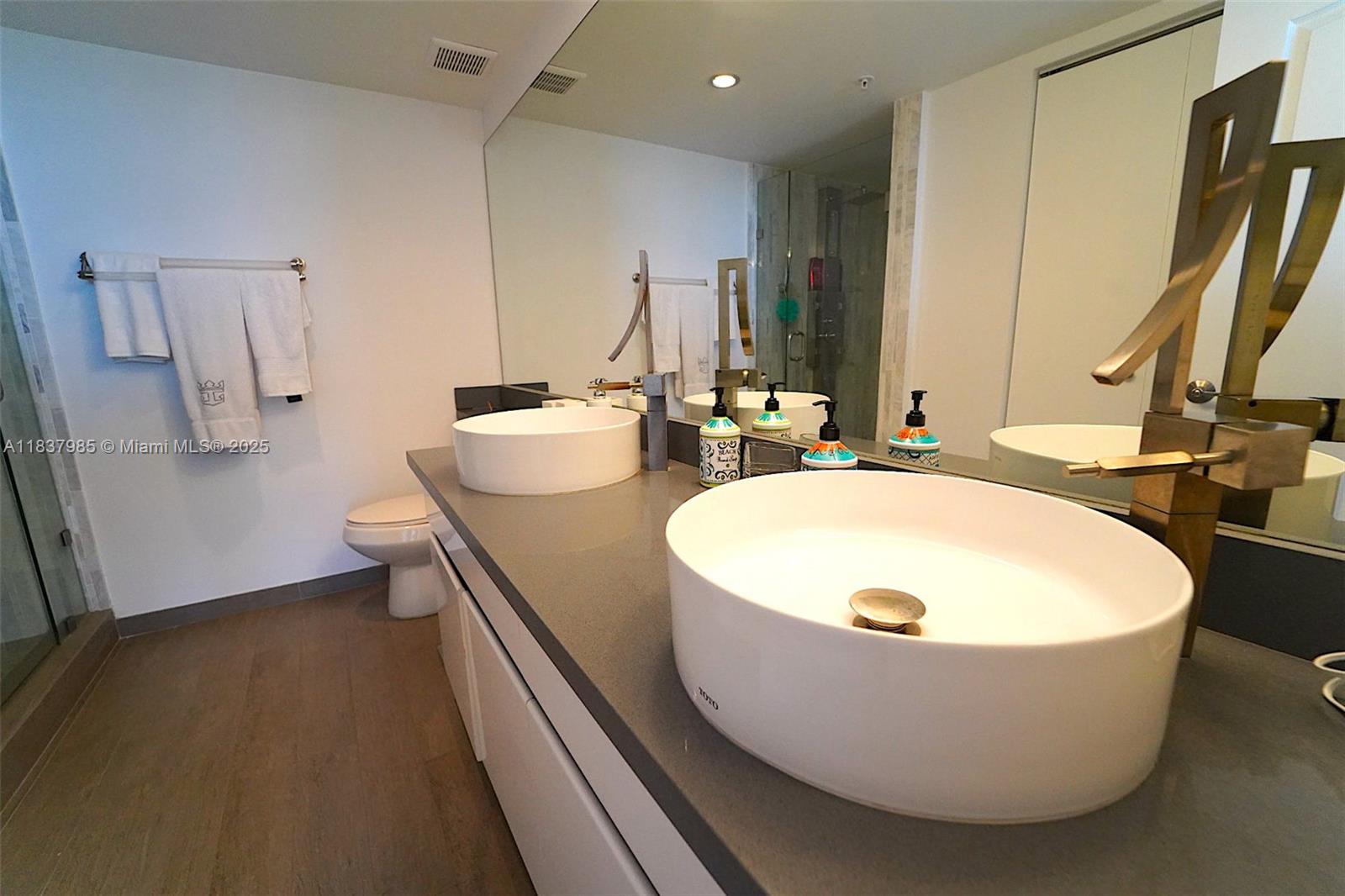 Property photo # 2