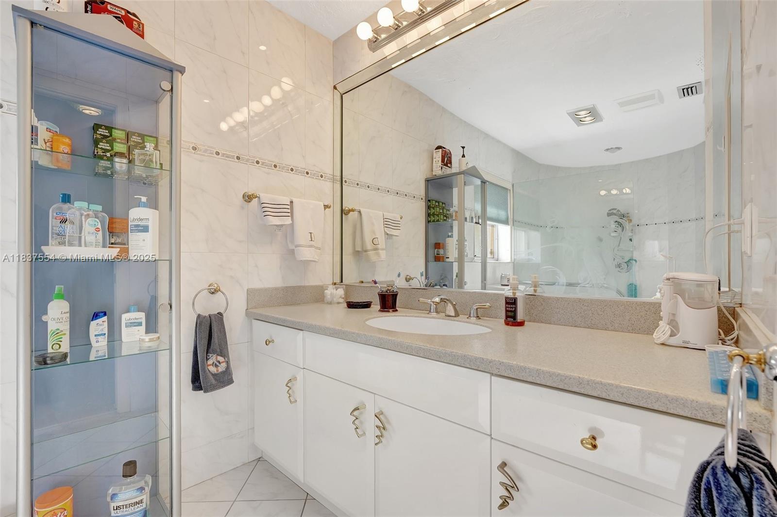 5517 Bayview Dr, Fort Lauderdale, Florida image 15