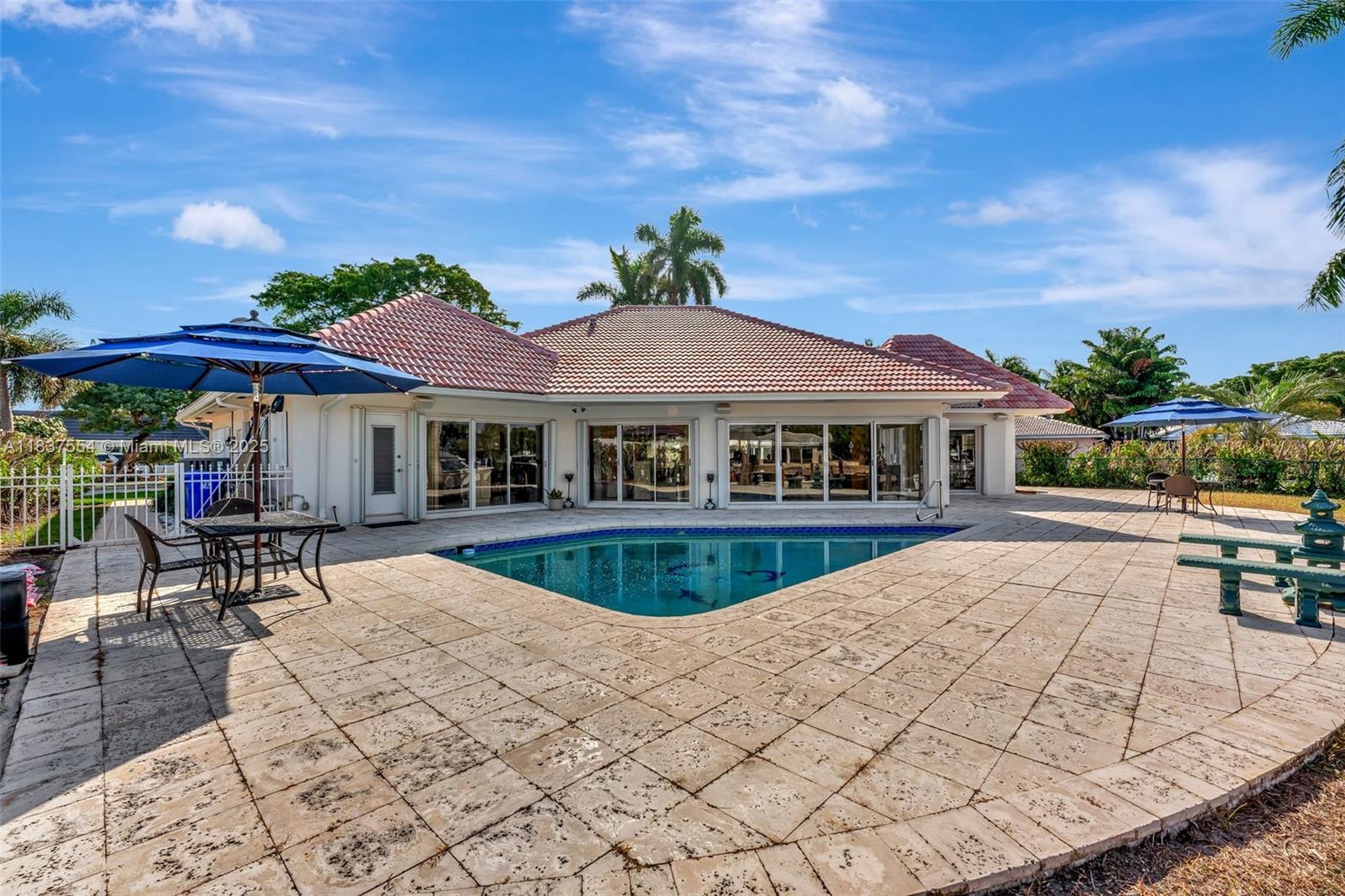 5517 Bayview Dr, Fort Lauderdale, Florida image 30