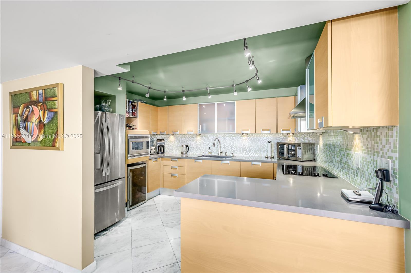 1623 Collins Ave #PH1010, Miami Beach, Florida image 27
