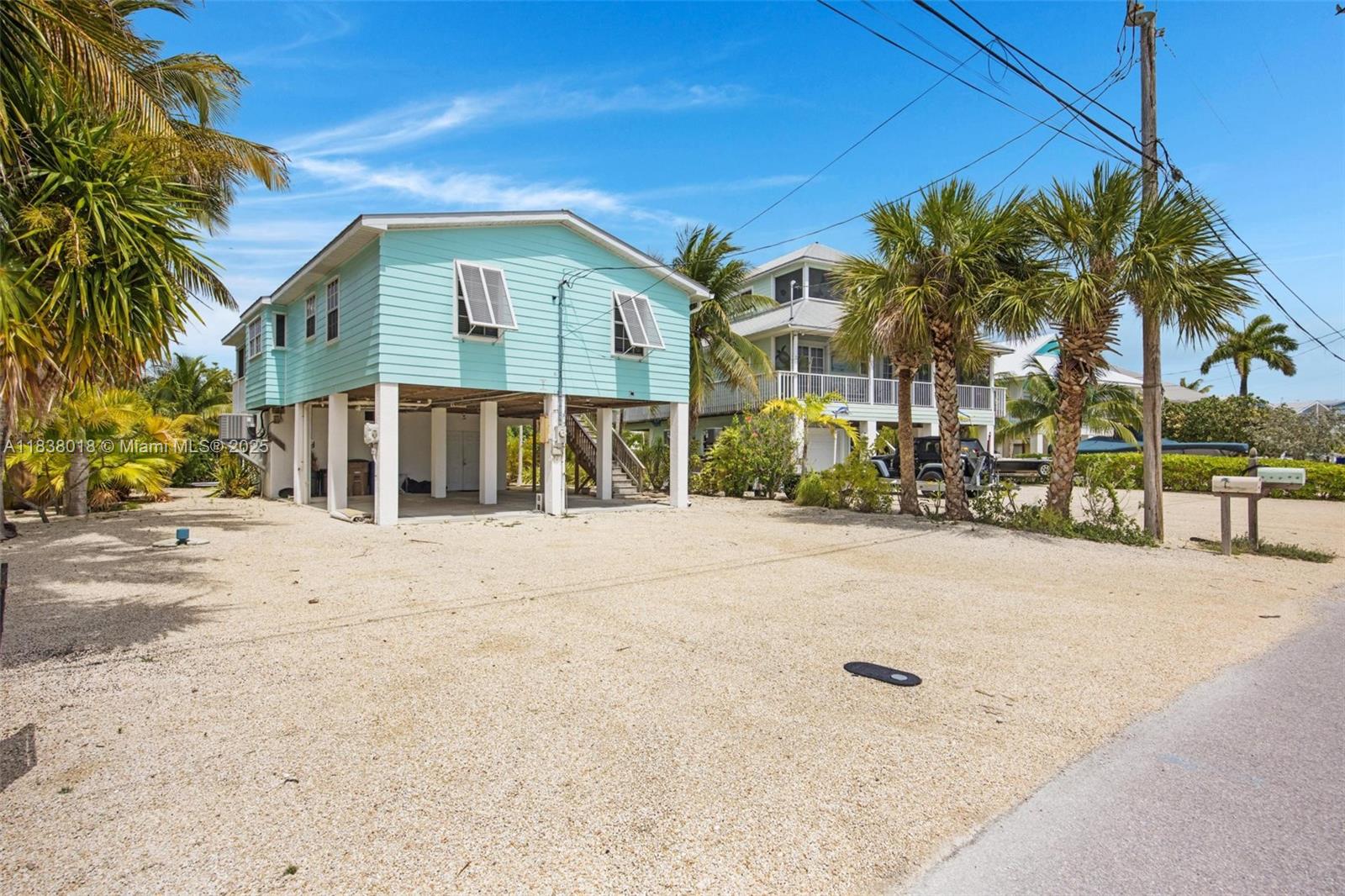 547 Heck, Little Torch Key, Florida image 1