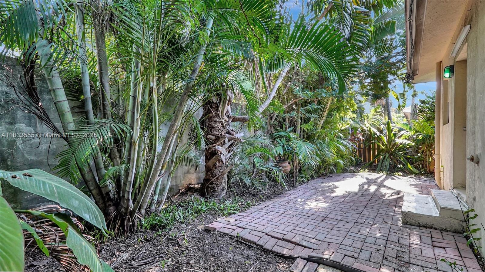 1348 Holly Heights Dr #17, Fort Lauderdale, Florida image 19