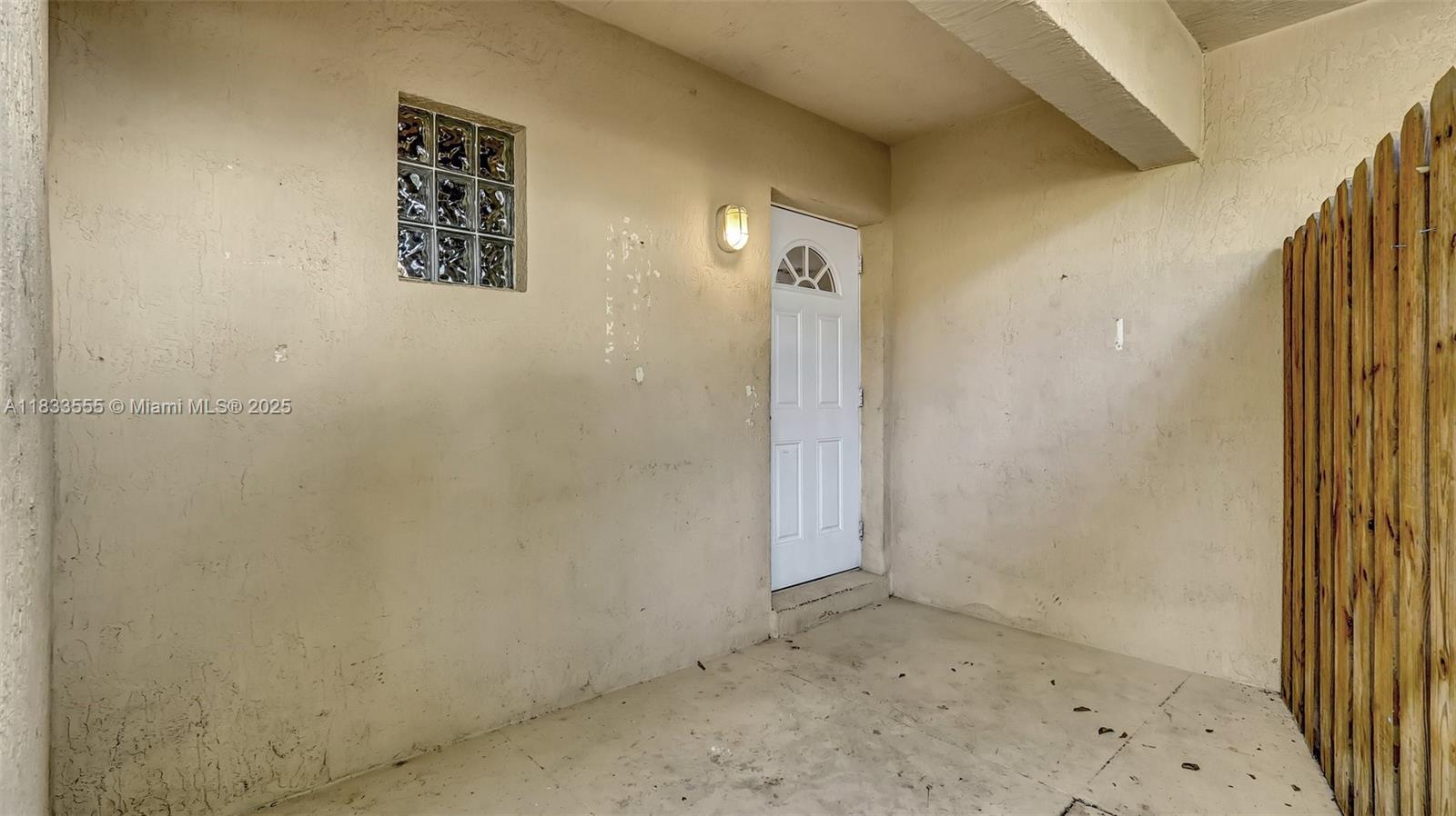 1348 Holly Heights Dr #17, Fort Lauderdale, Florida image 8