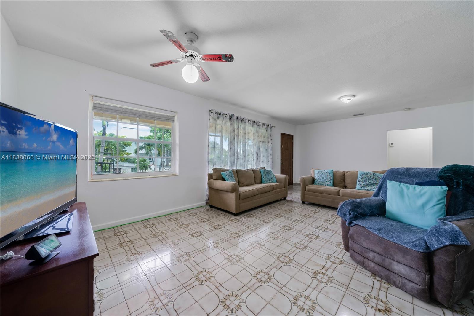 190 E 16th St, Hialeah, Florida image 8