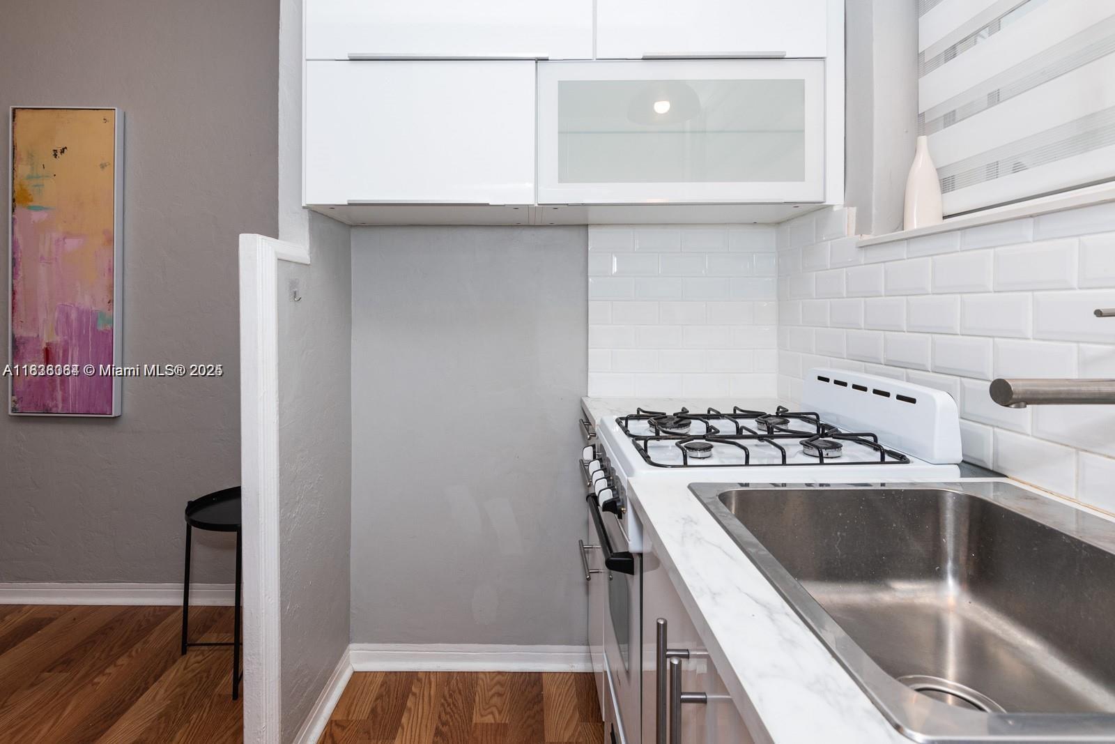 Property photo # 9