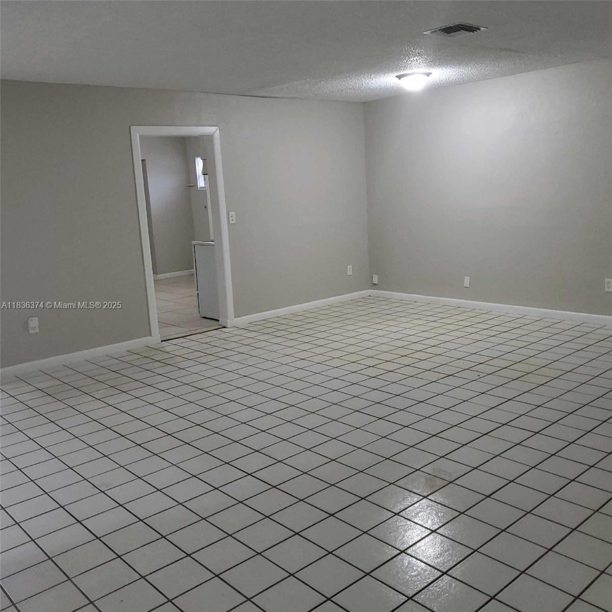 1160 NW 47th Ave, Lauderhill, Florida image 6