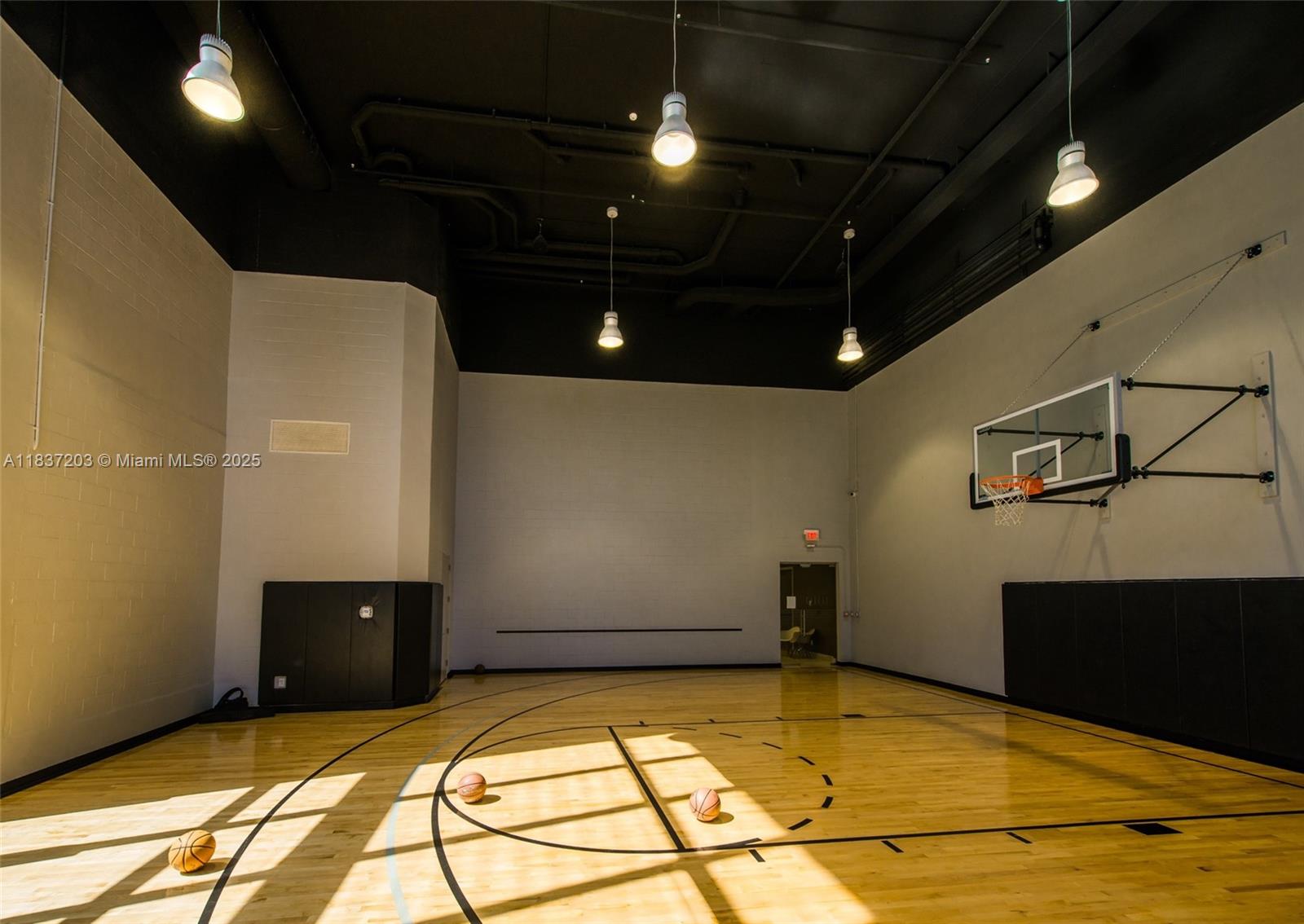 Condo for Rent in Miami, FL