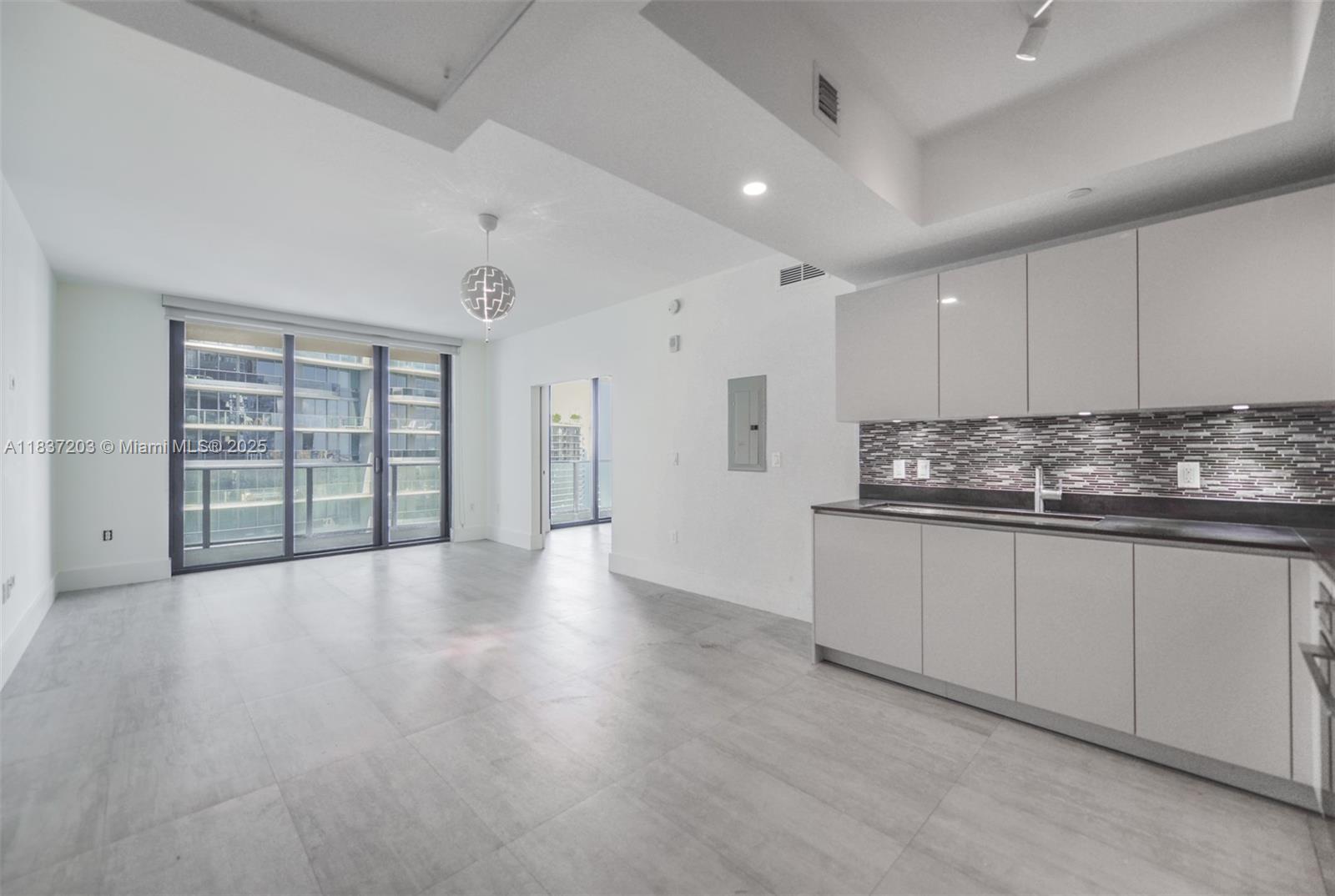 Property photo # 8