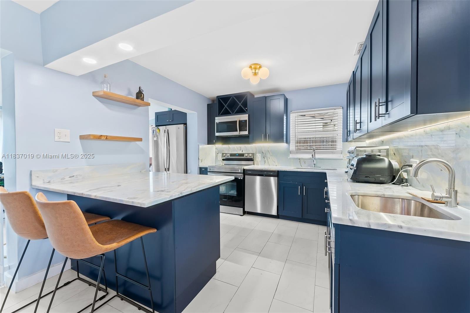 Property photo # 8