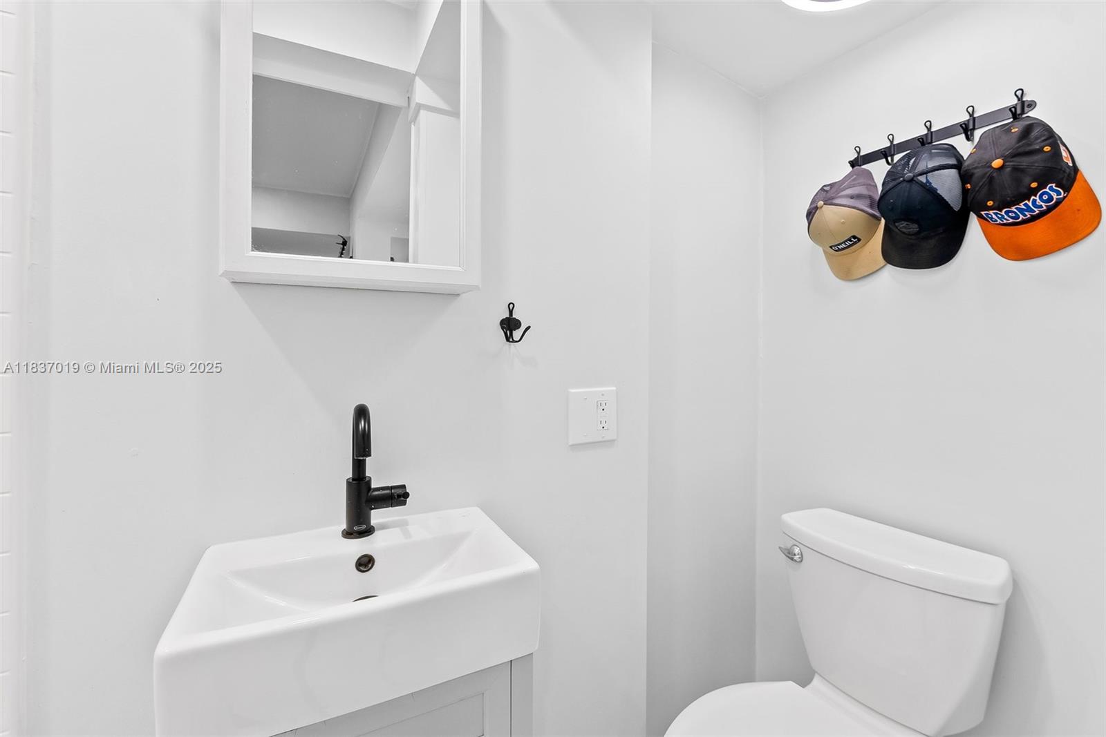 Property photo # 4