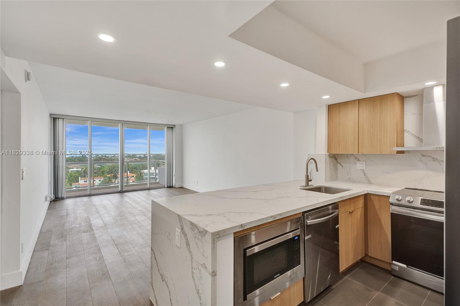 5600 Collins Ave #10L, Miami Beach, Florida image 18
