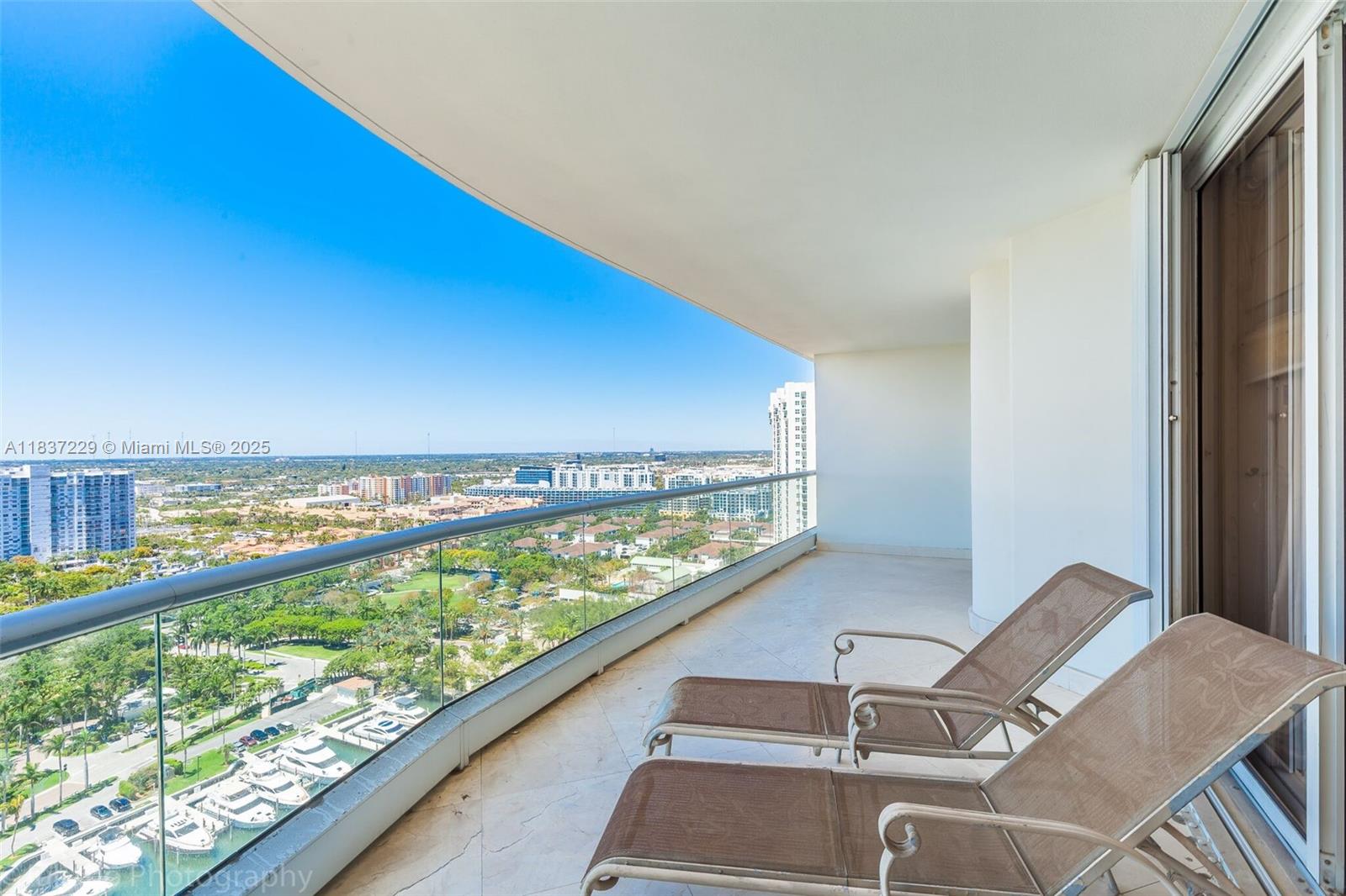 7000 Island Blvd #2504, Aventura, Florida image 22