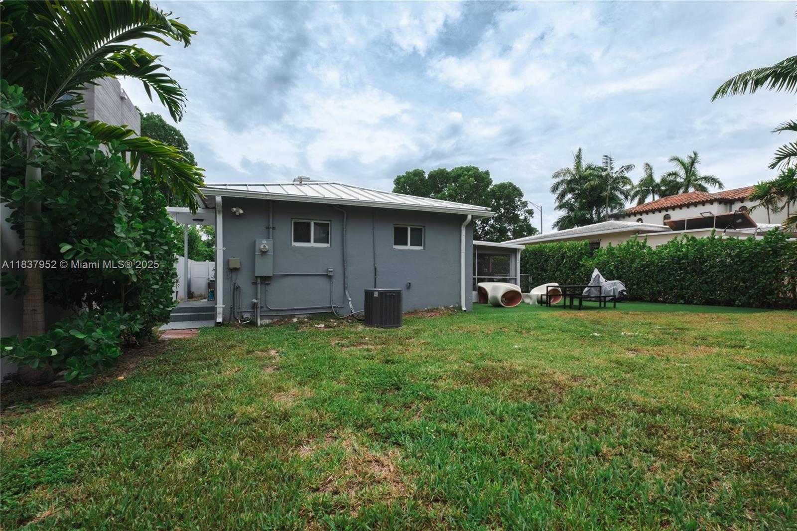 2354 Alton Rd, Miami Beach, Florida image 23