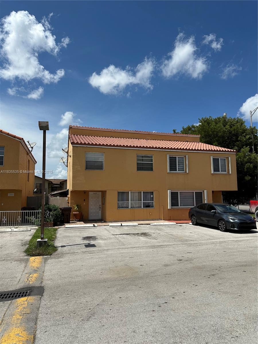 2405 W 54th Pl #03, Hialeah, Florida image 1