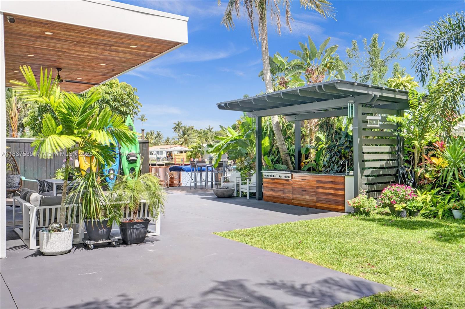 2730 Scott St, Hollywood, Florida image 29