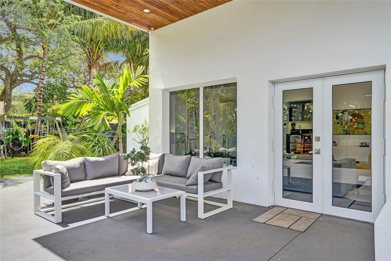 2730 Scott St, Hollywood, Florida image 31