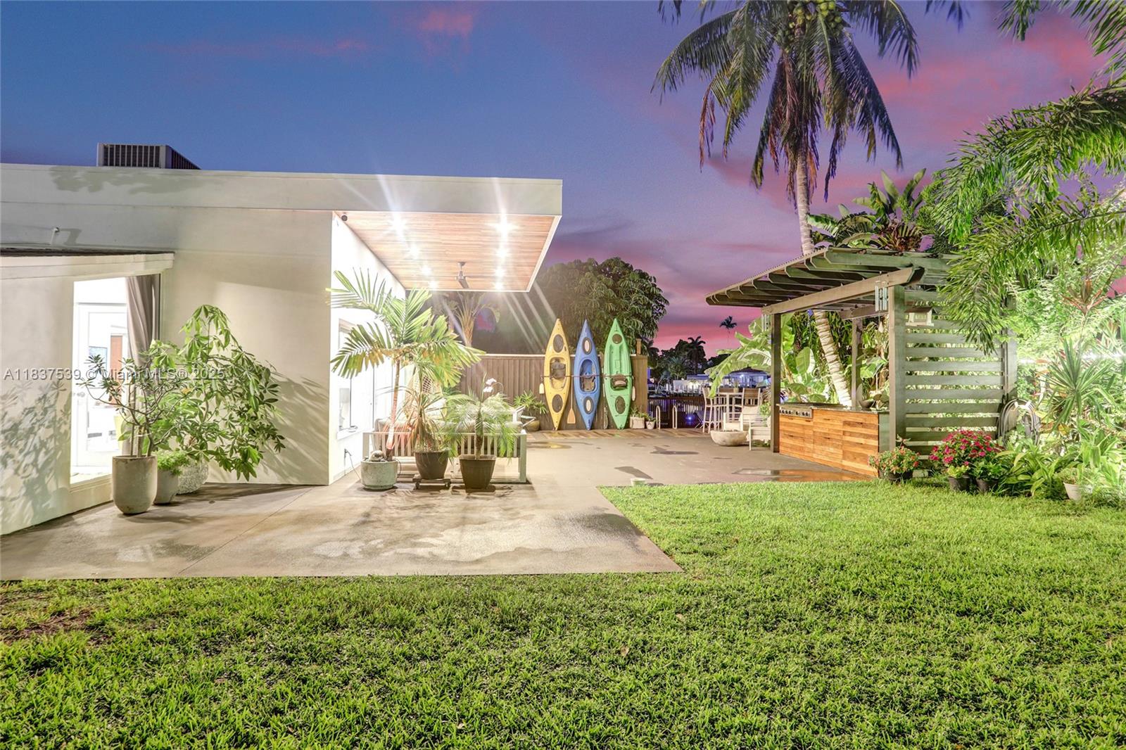 2730 Scott St, Hollywood, Florida image 50