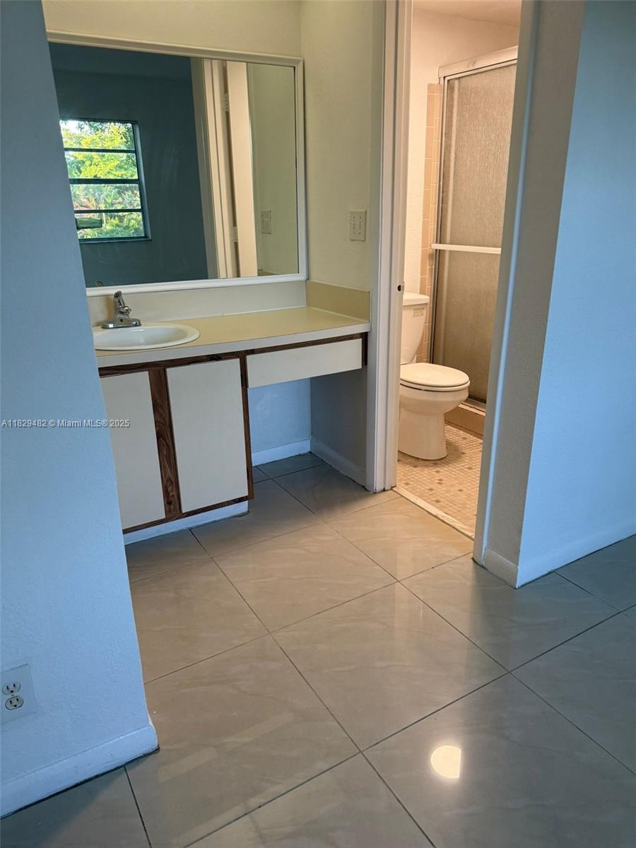 3212 NW 102nd Ter 203-F