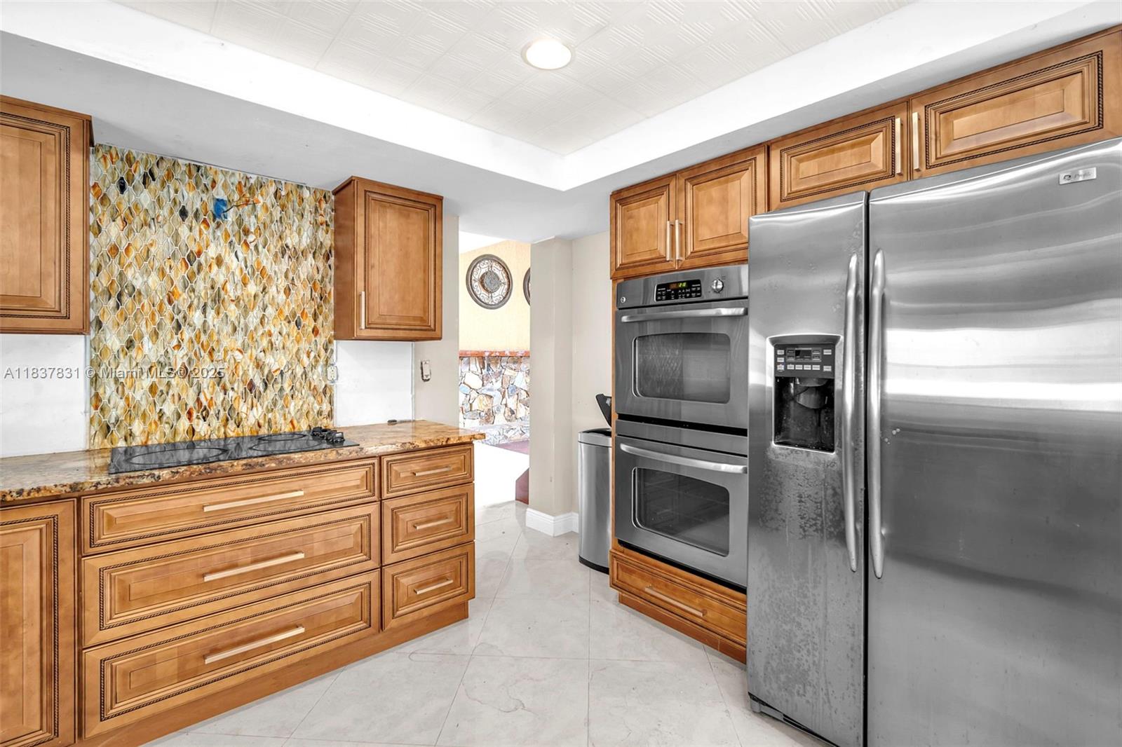 911 Mockingbird Ln, Plantation, Florida image 11