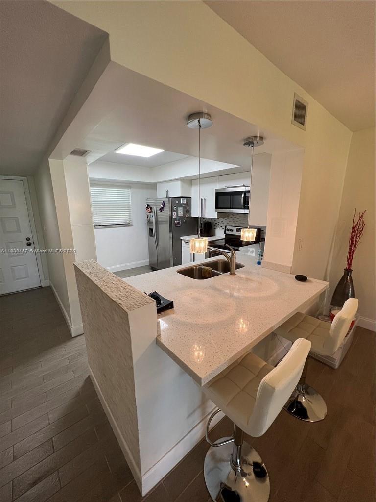 16171 Blatt Blvd #104, Weston, Florida image 3