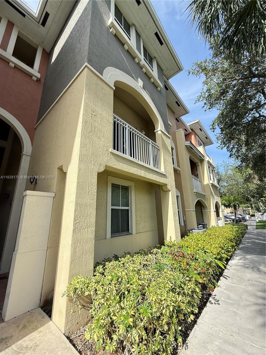 Property photo # 2