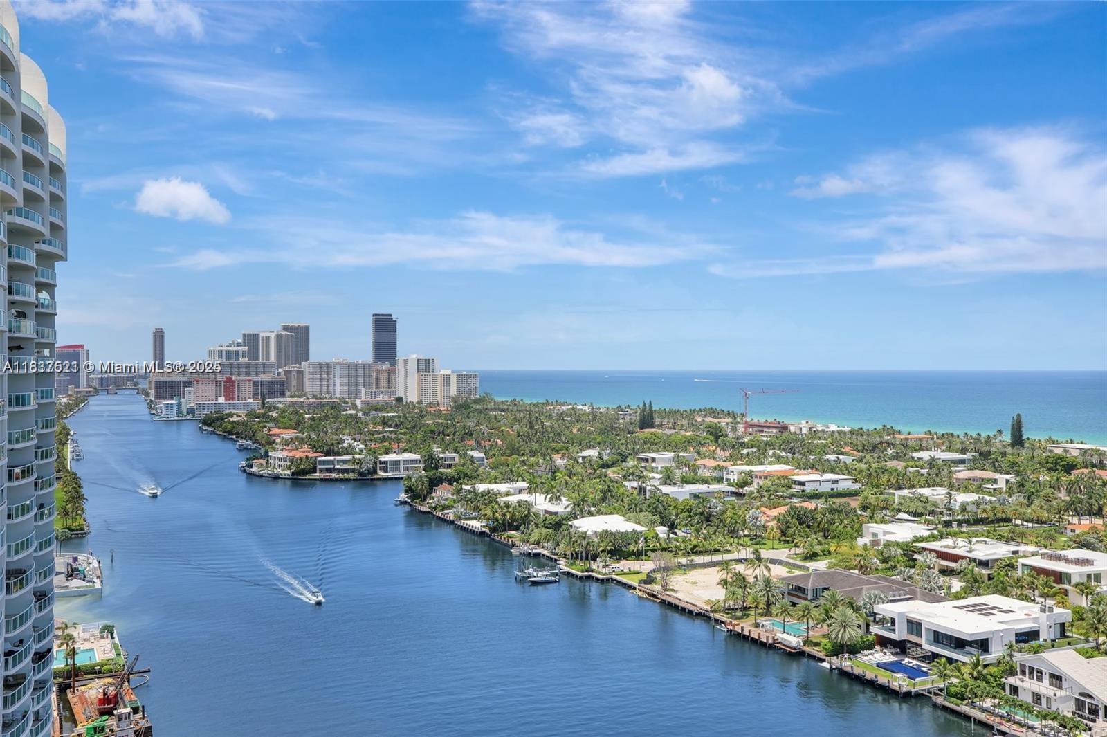 20191 E Country Club Dr #2206, Aventura, Florida image 2