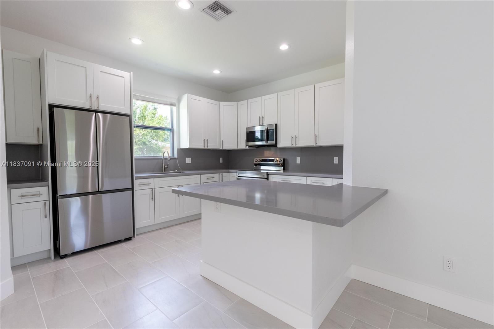 323 Garfield Ave Ne, Lake Placid, Florida image 41