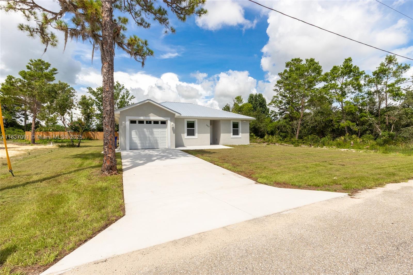 323 Garfield Ave Ne, Lake Placid, Florida image 7