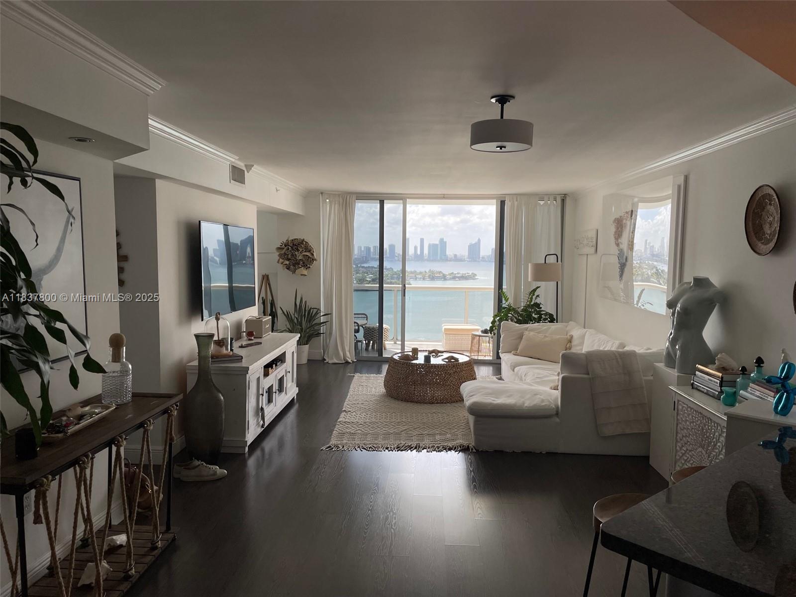 Property photo # 7