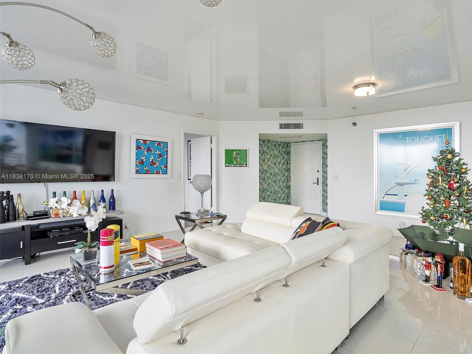 Residential, Aventura, Florida image 10