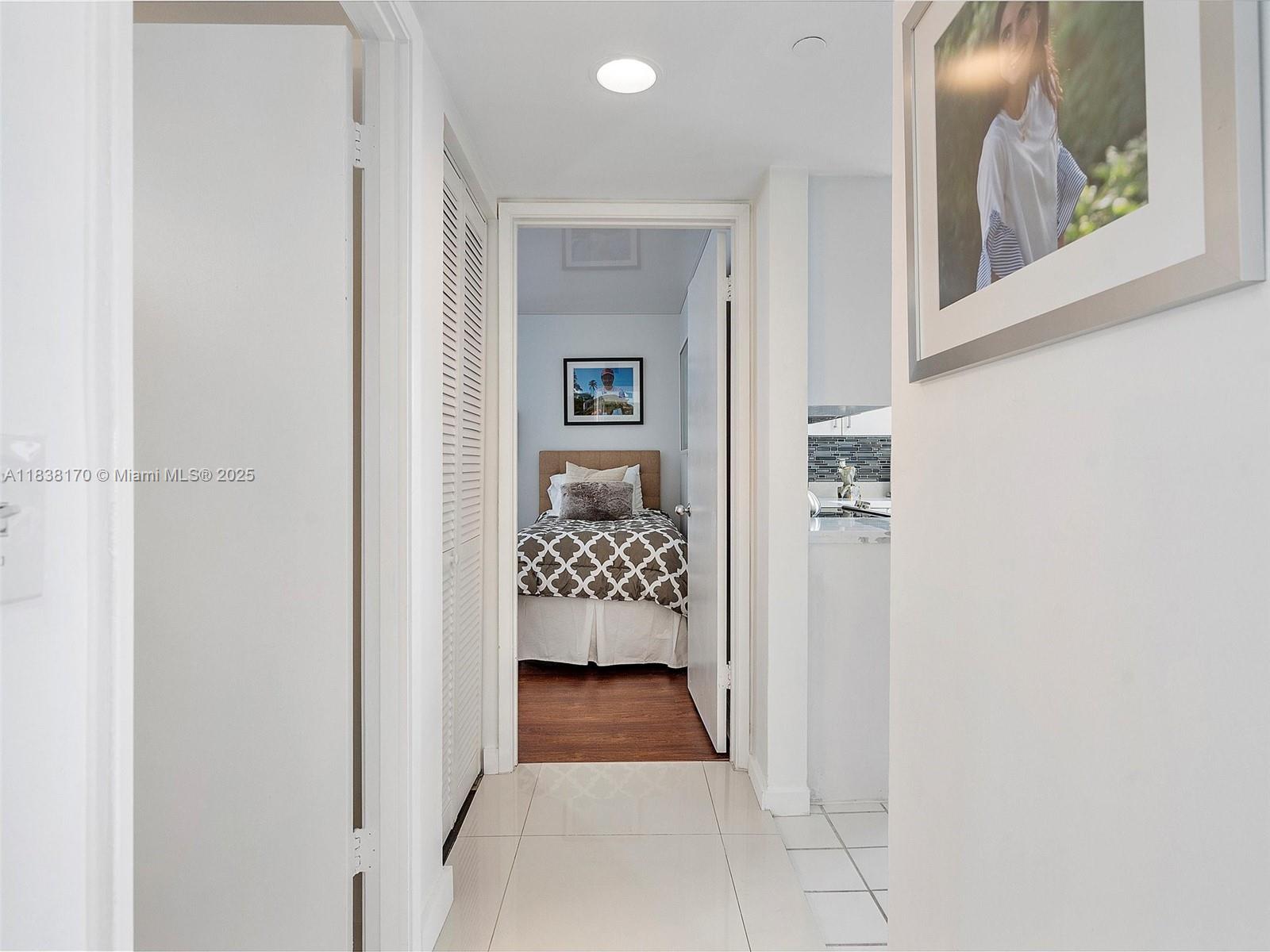 Residential, Aventura, Florida image 11