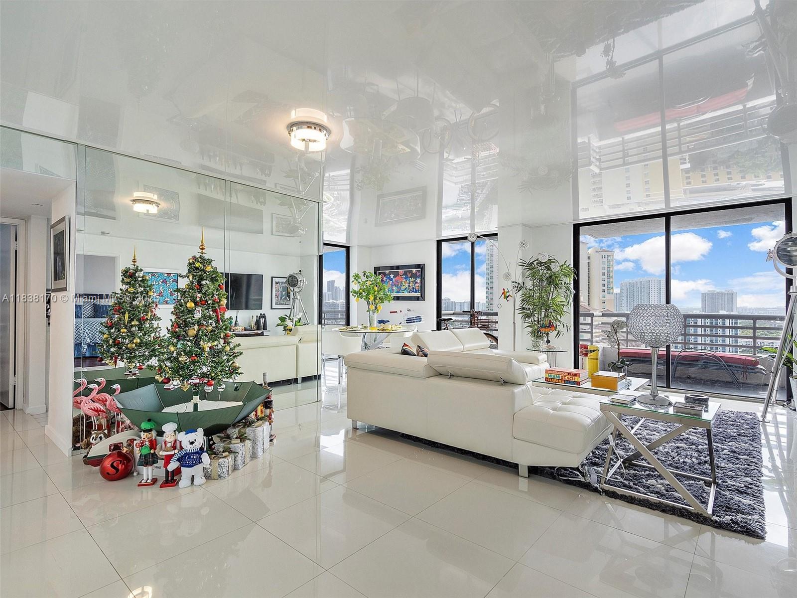 Residential, Aventura, Florida image 3
